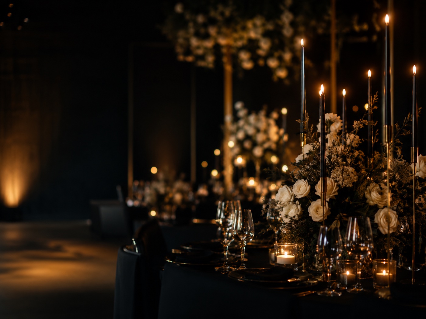 Elegante Event- und Hochzeitsdekoration